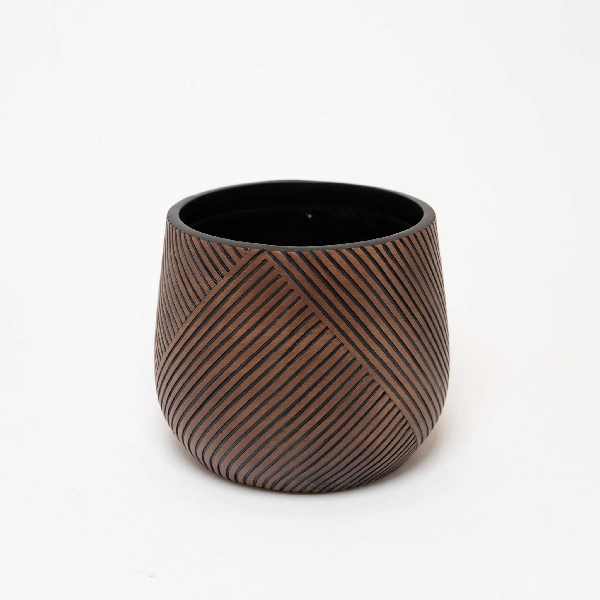 Meridian Carved Line Planter
